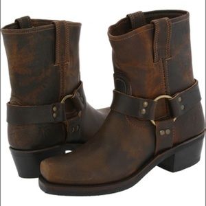 ✨SOLD✨Sexy Frye 8r Brown Harness Boots